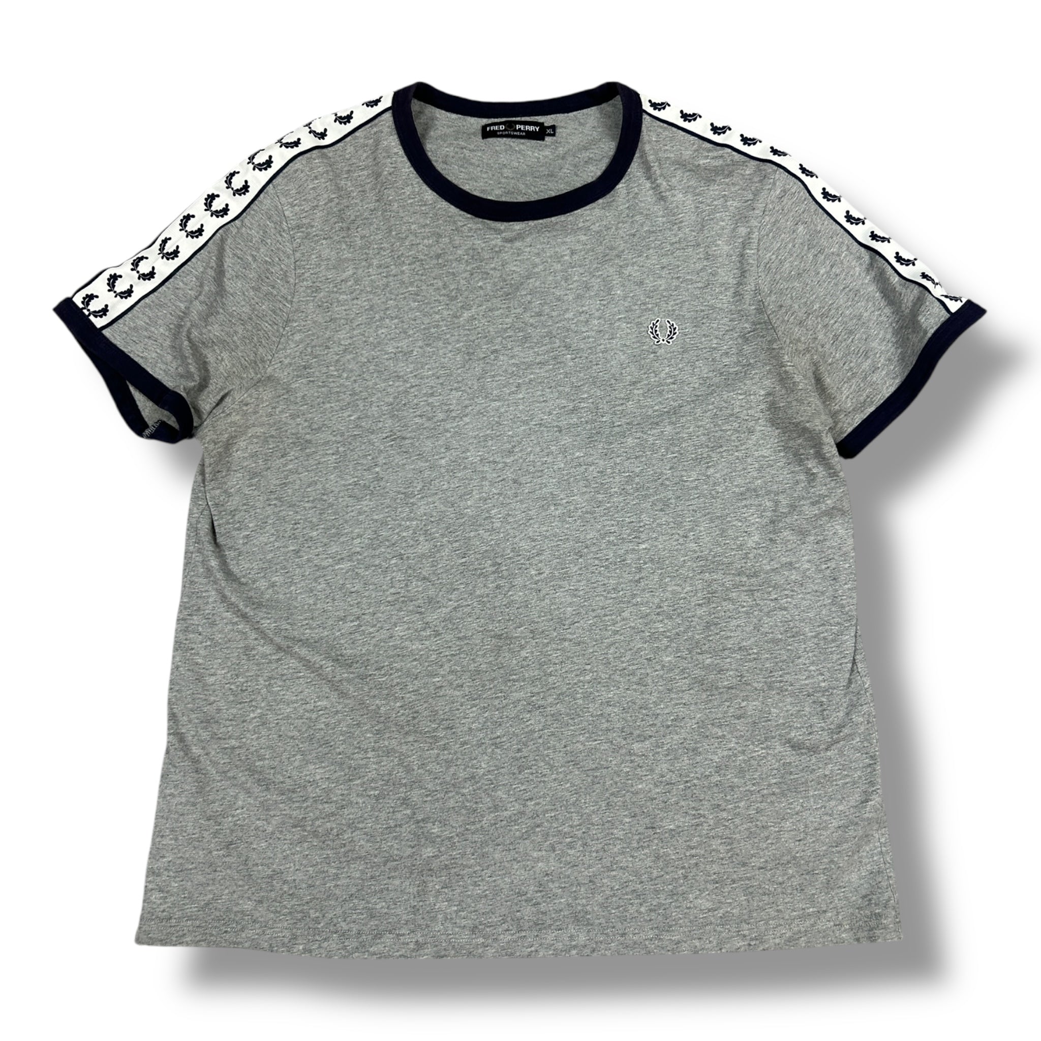 Fred Perry T-Shirt (XL)