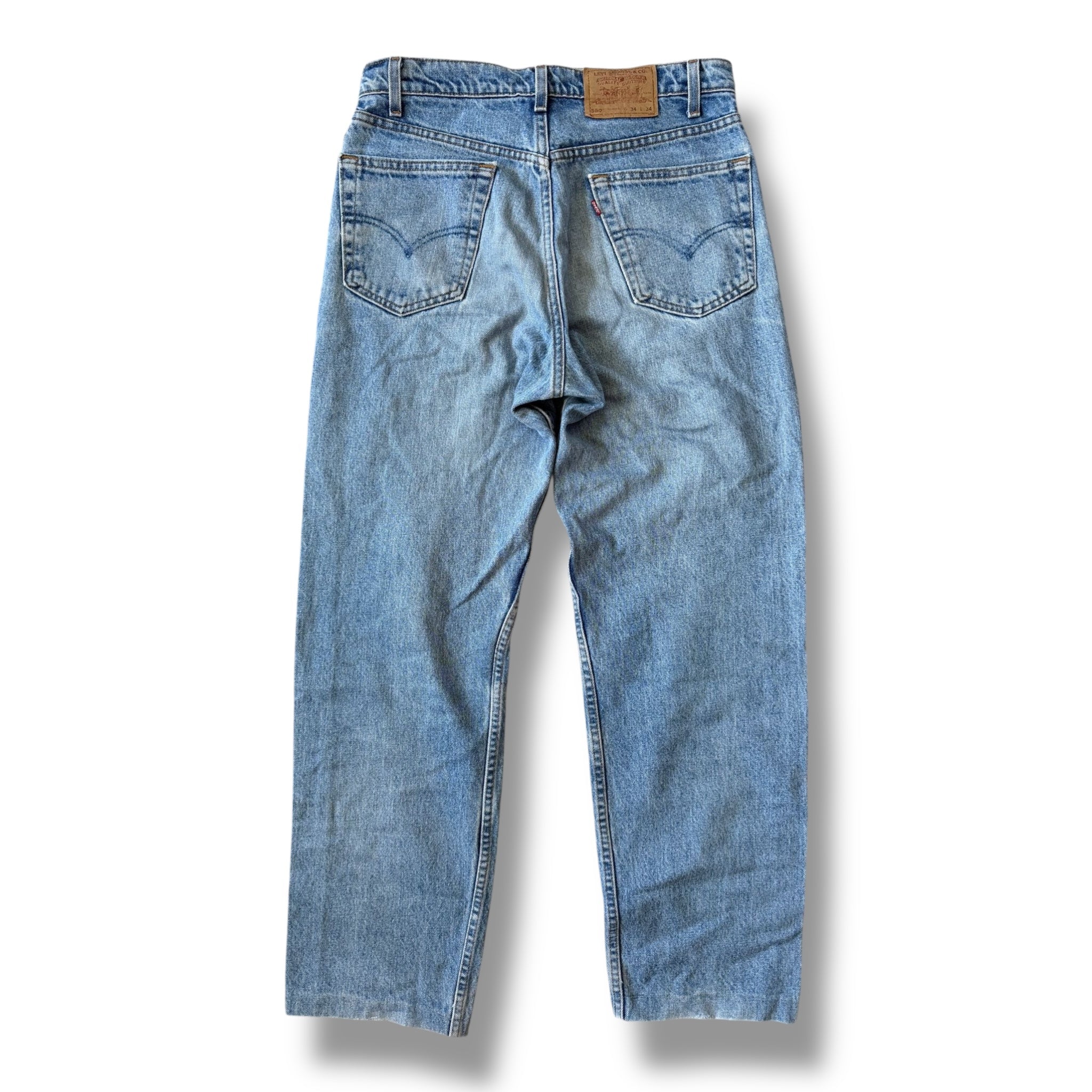 Levi’s Jeans (M-L)