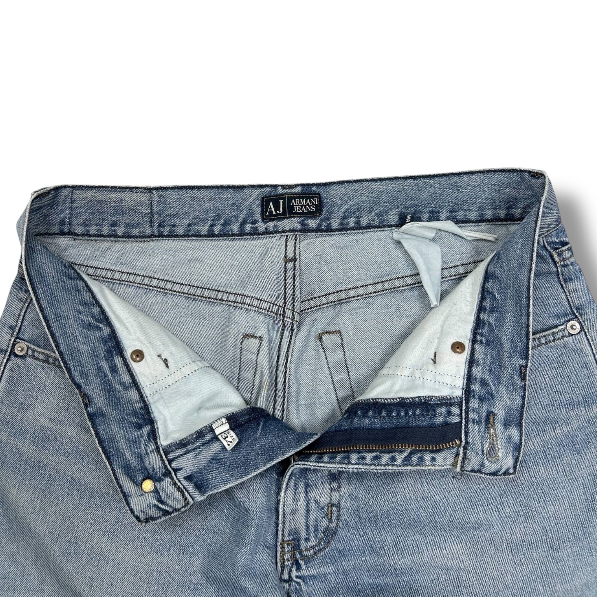 Armani Jeans (M)