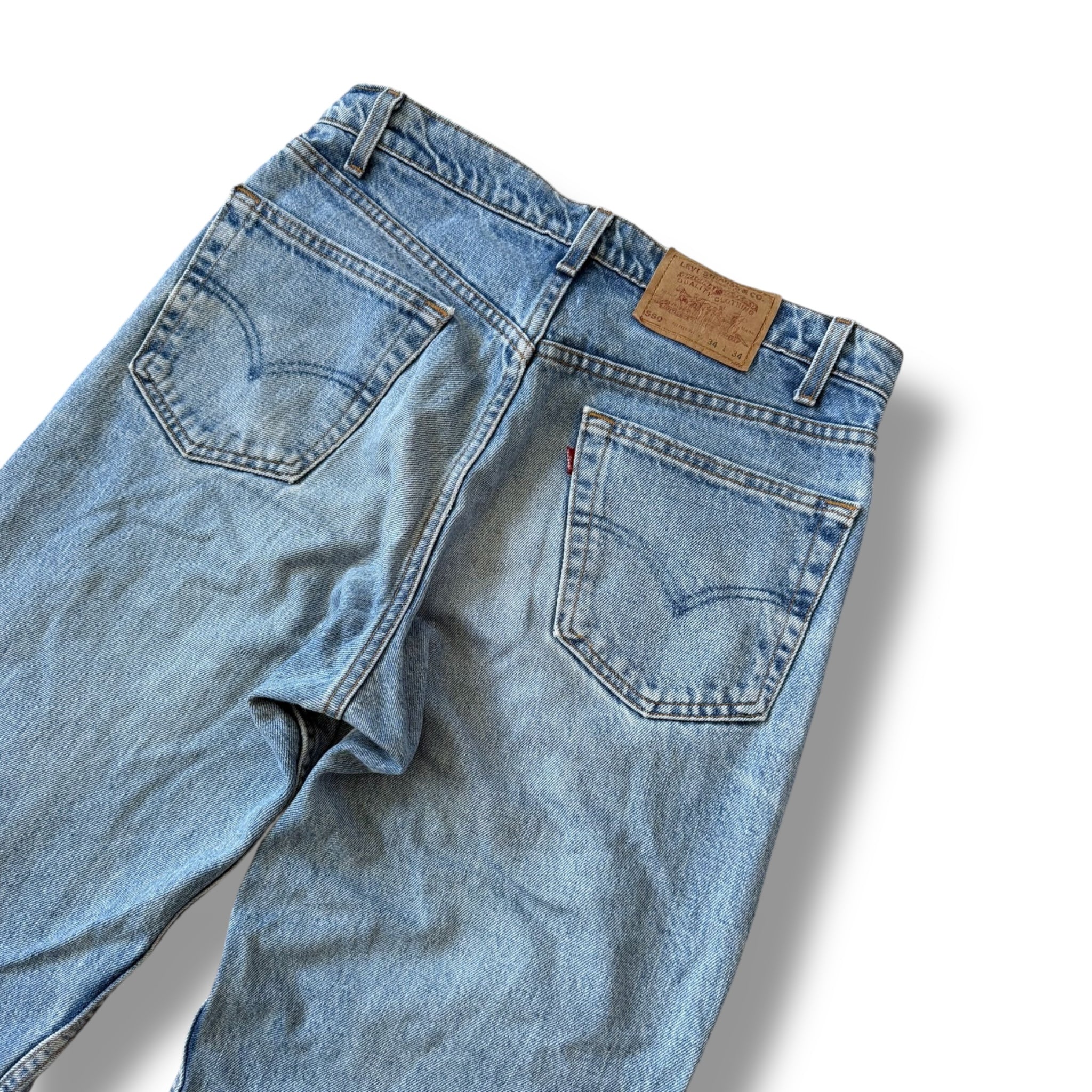 Levi’s Jeans (M-L)