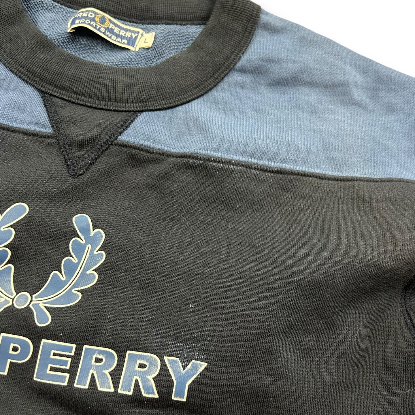 Fred Perry Sweater (L)